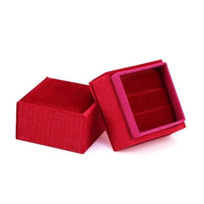 Boite à bijoux en velours rouge Limenia™